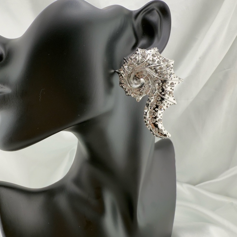 Zara Diamond Elegant Silver Seahorse Earrings - Picture 4 of 6